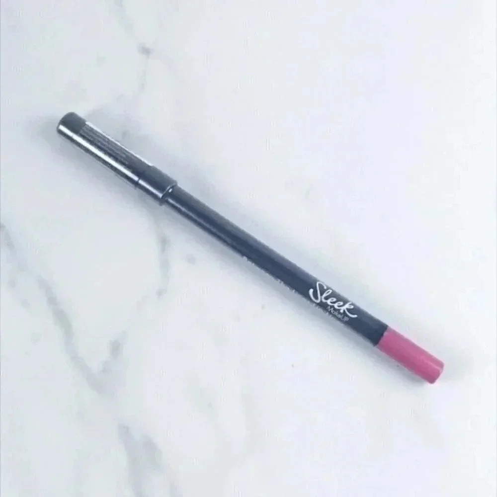 Sleek Makeup Between the Lines Lip Liner